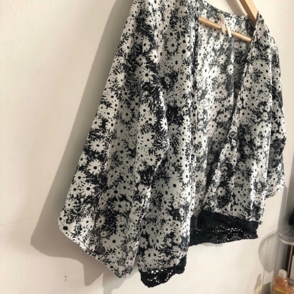 Cropped Kimono-Sleeve🌼Cardigan - Picture 5 of 6